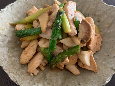 鶏胸肉とアスパラ、エリンギの簡単中華炒め